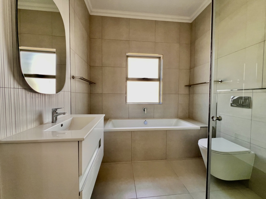 3 Bedroom Property for Sale in Langebaan Country Estate Western Cape